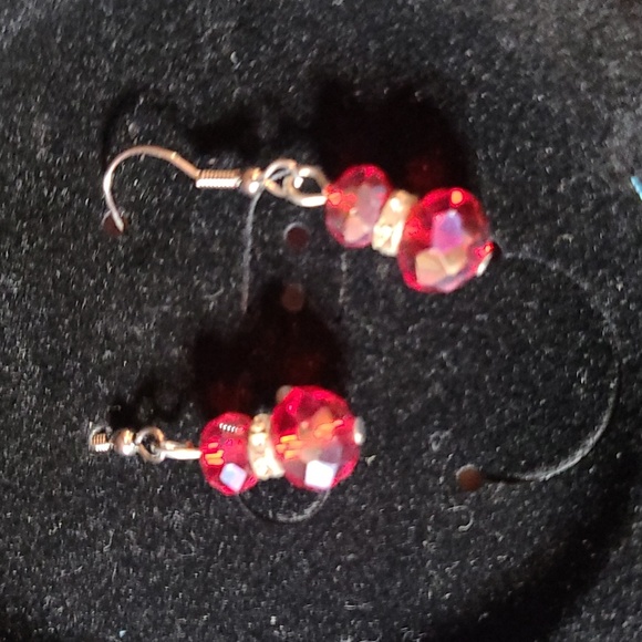 Neckless - Picture 2 of 3